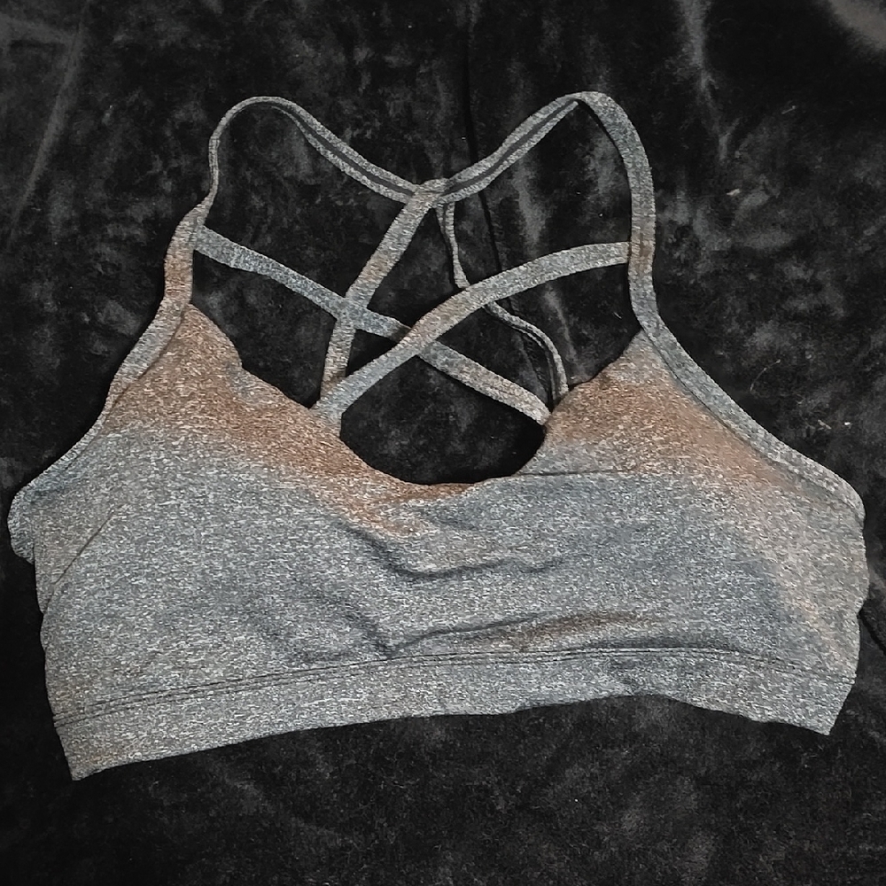 Shein Gray Strappy Sports Bra Size 3X NWOT